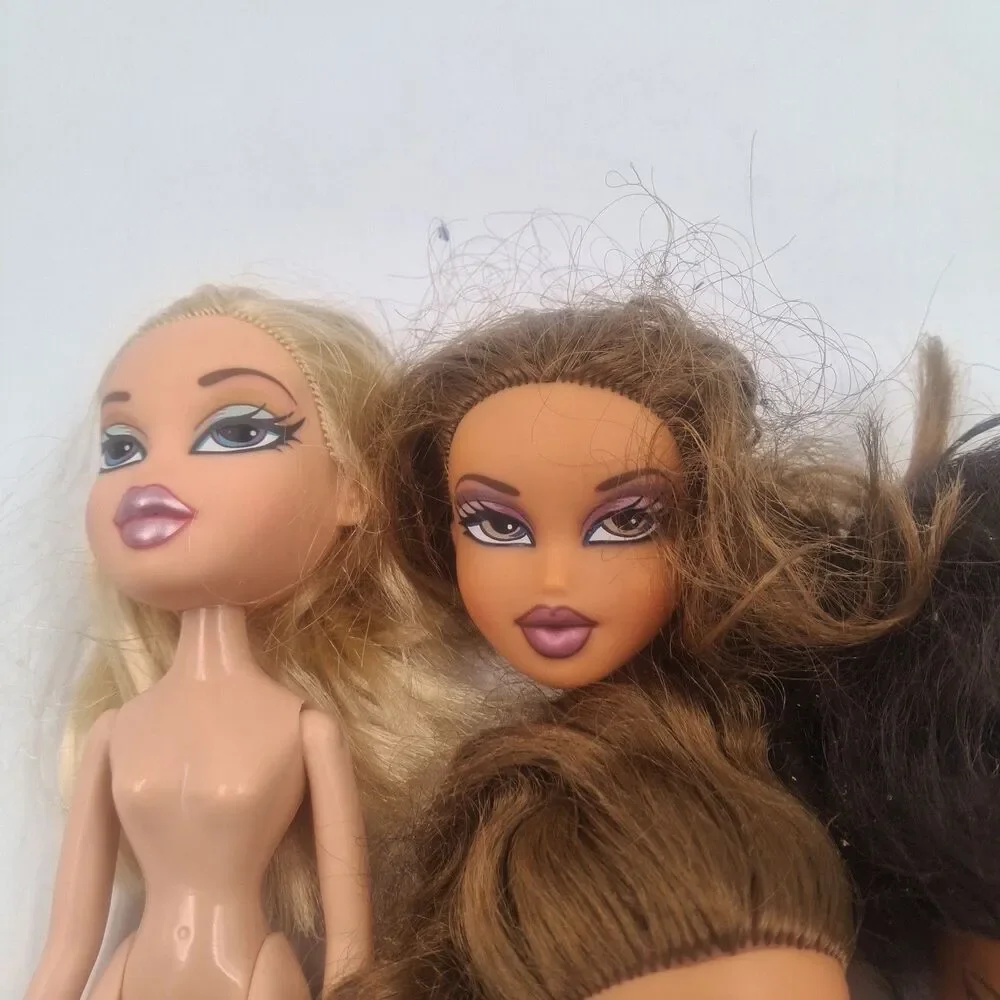 2001 Bratz Doll Replacement Heads Lot of 4 Chloe Sasha & Yasmin